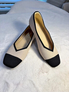 VIVAIA Margot 2.0 Square-Toe V-Cut Flats Color Block Knit Flats Size 9.5 (41)
